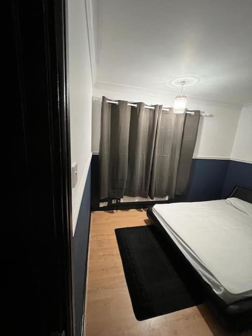 Cheerful 3 Bed House With Free Parking. Nottingham Exterior photo
