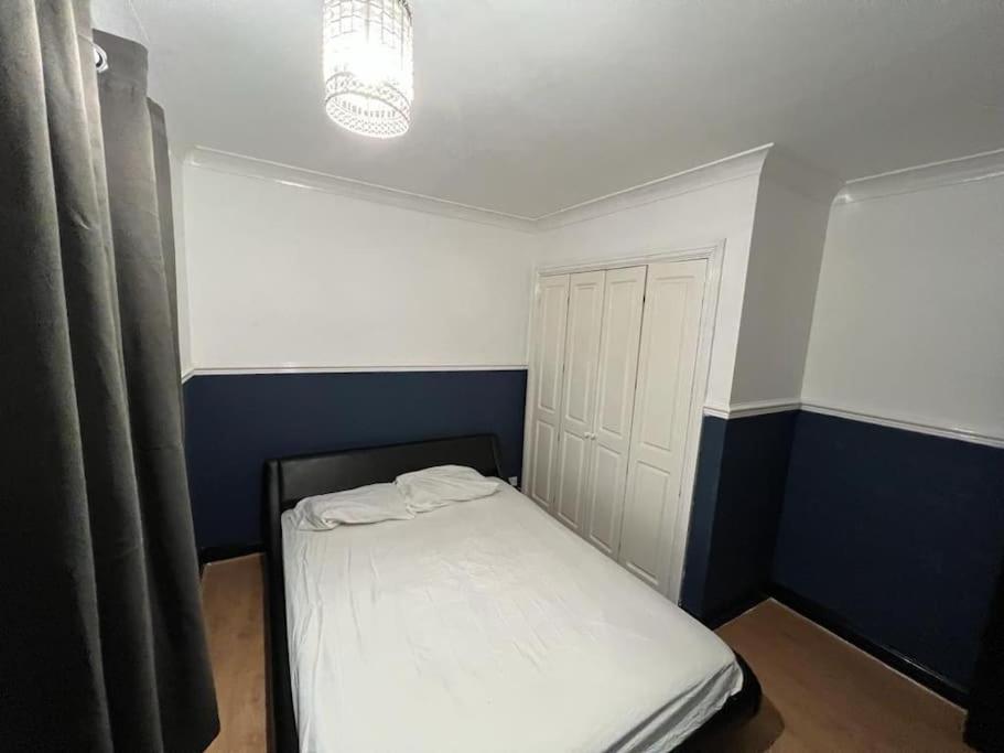 Cheerful 3 Bed House With Free Parking. Nottingham Exterior photo
