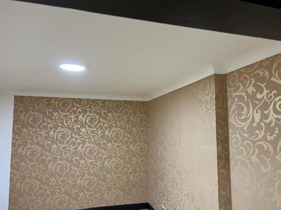 Cheerful 3 Bed House With Free Parking. Nottingham Exterior photo