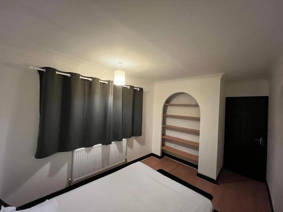 Cheerful 3 Bed House With Free Parking. Nottingham Exterior photo
